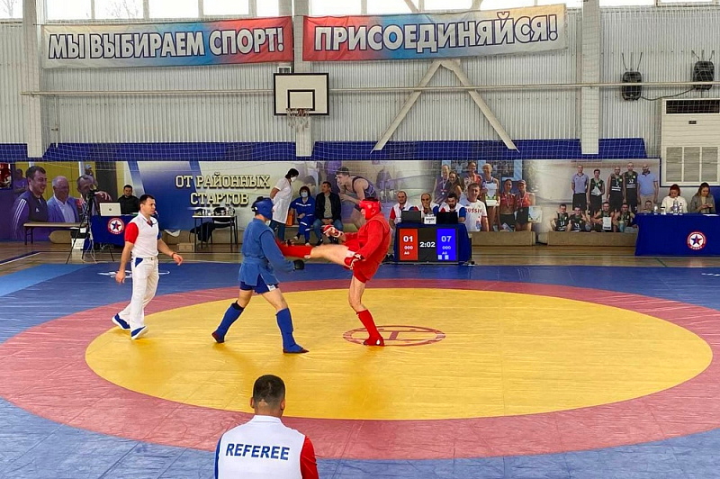 В Гулькевичах впервые в истории Кубани провели краевой чемпионат по боевому самбо
